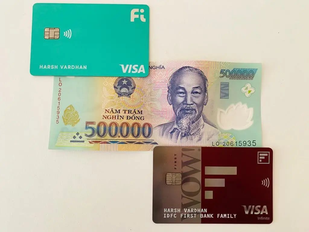 Vietnam currency notes